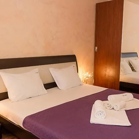 Gem 2bd Flat With Sunny Balcony By Flat Mаnager 公寓 *