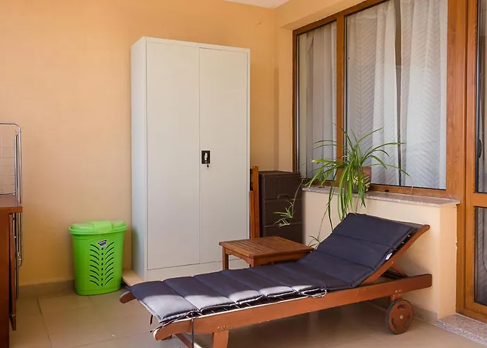 Gem 2bd Flat With Sunny Balcony By Flat Mаnager 바르나